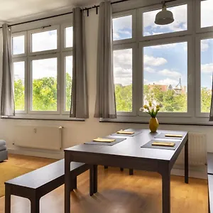 Central +3br +big Living Next To U-station , Berlin Deutschland