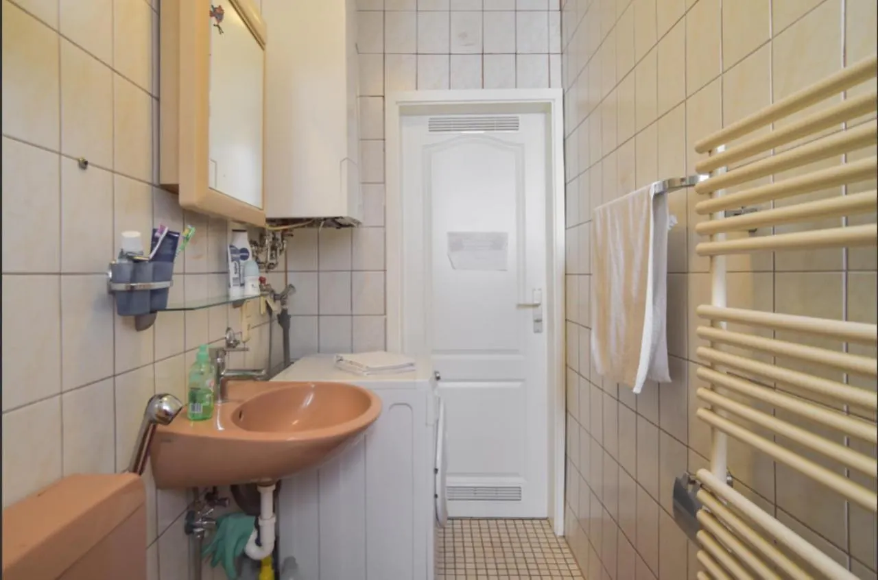 民宿 Cozy Room In Stuttgart Near Center With Shared Bathroom And Kitchen 德国