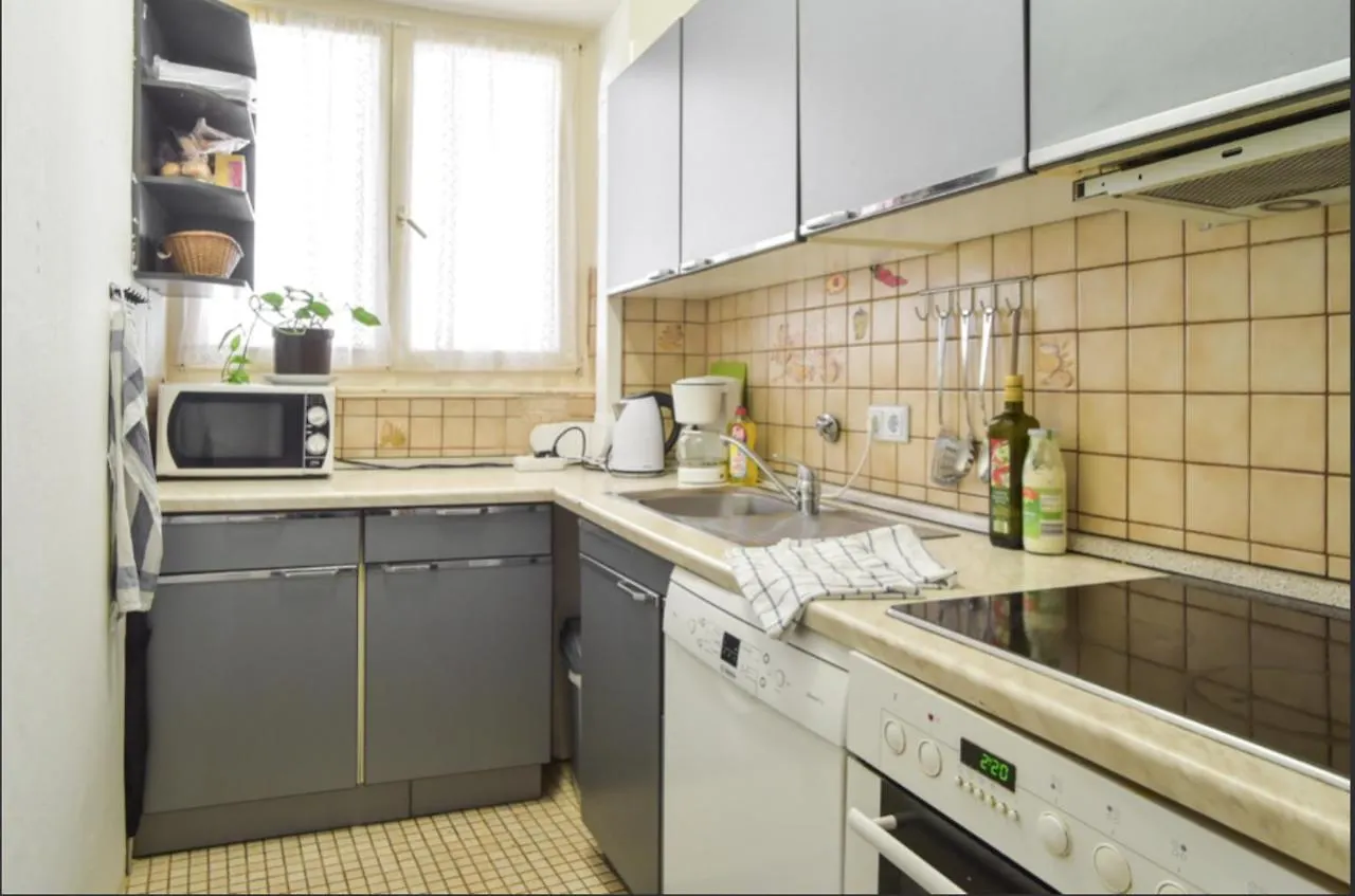 Cozy Room In Stuttgart Near Center With Shared Bathroom And Kitchen 德国